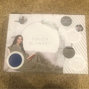 Premium Couch Blanket /NIB/ Sleeves Pocket Super Soft /Comfortable Warm 60”x70”